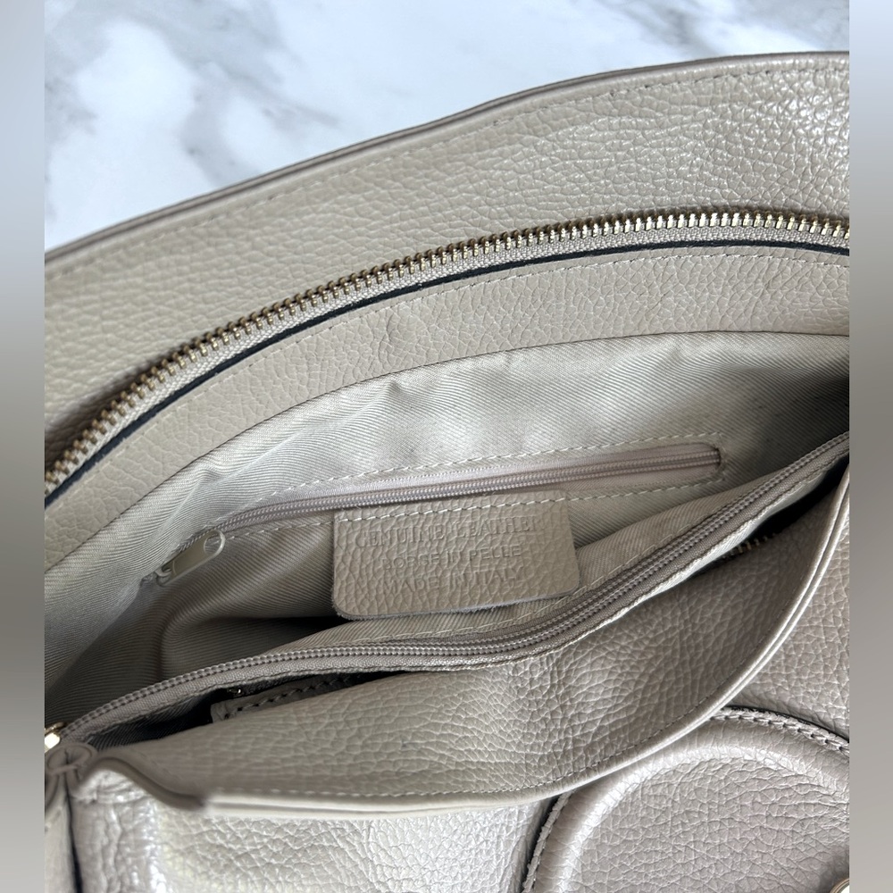 Italian Leather Shoulder Bag - Picture 14 of 16